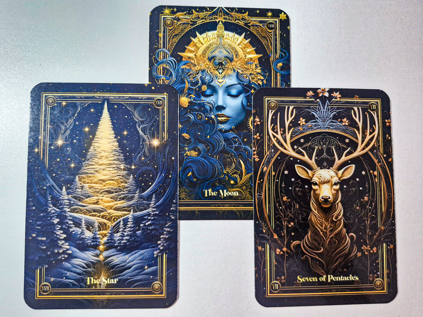 Volledige tarotreading: stel tot 4 vragen en krijg nog een bonuslegging erbij.